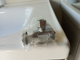 Imagen 1 de ACC-ANG-003 LLAVE ANGULAR PLATEADA DOBLE {LIN-301}