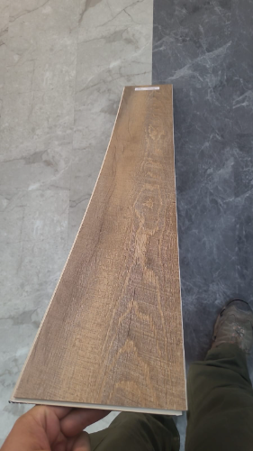 Imagen 1 de CAJA DE PISO CAFE MADERA 2.20MTS