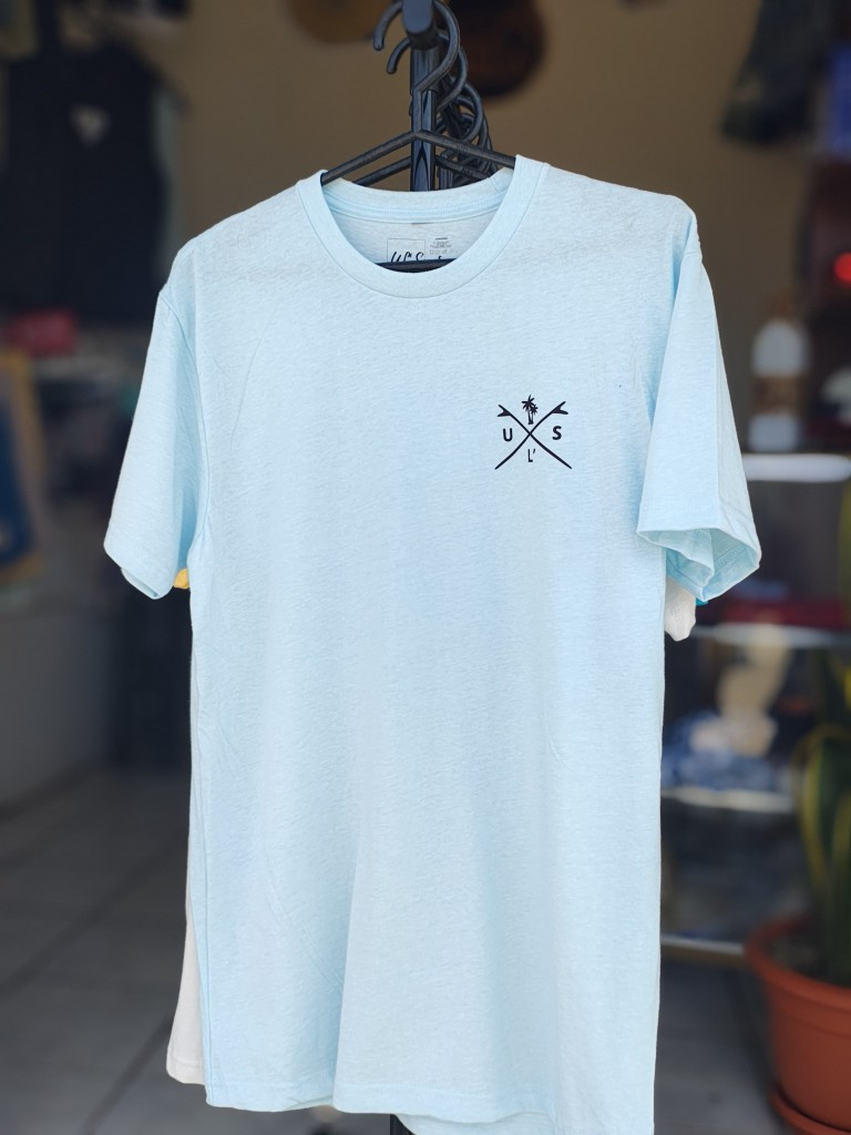 Imagen 1 de Camisa Celeste