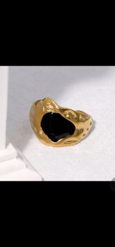 Imagen 1 de Anillo con Diseño irregular en color negro