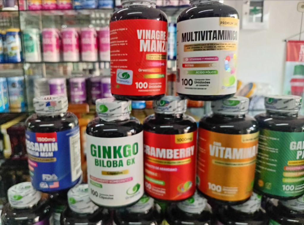 Imagen 1 de Bienestar Total: Vitaminas, Antioxidantes y Extractos Naturales