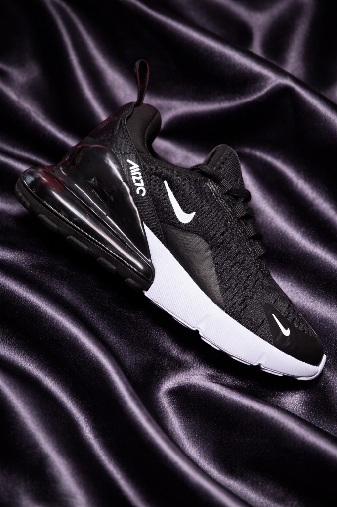 Imagen 1 de 270 Blanco/Negro