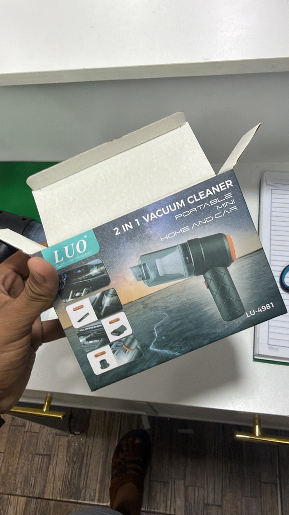 Imagen 1 de Aspiradora luo