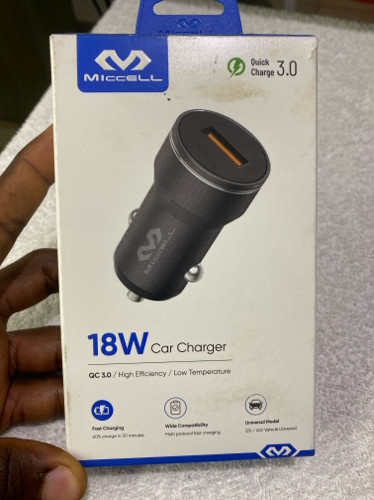 Imagen 1 de Adaptador Miccell de celular para carro