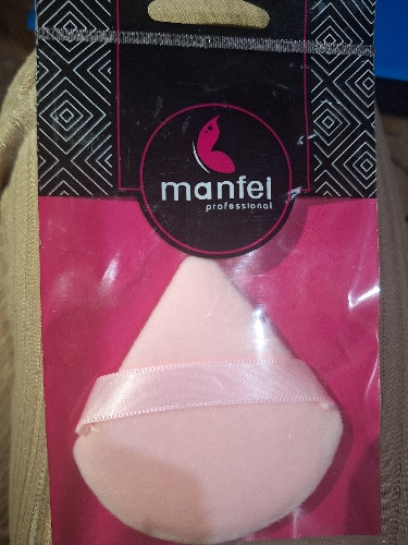 Imagen 1 de Borla triangular de maquillaje Manfei