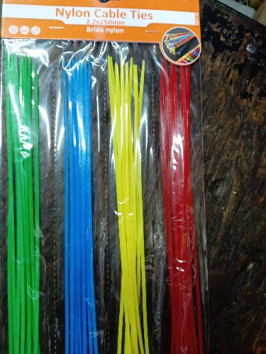 Imagen 1 de Abrazaderas de colores