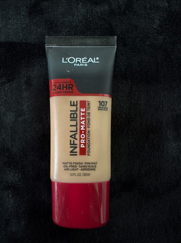 Imagen 1 de Base L’Oréal Pro Matte 107