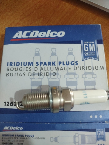 Imagen 1 de Bujía ACdelco punta de iridium 41-111