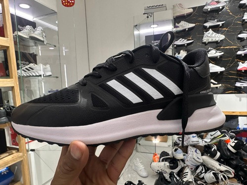 Imagen 1 de Adidas negro talla 39