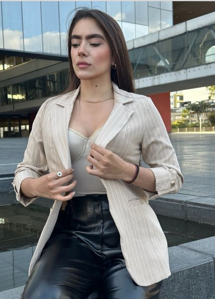 Imagen 1 de Blazer 3/4 Líneas