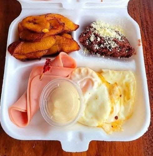 Imagen 1 de Cena con Carne o Embutido