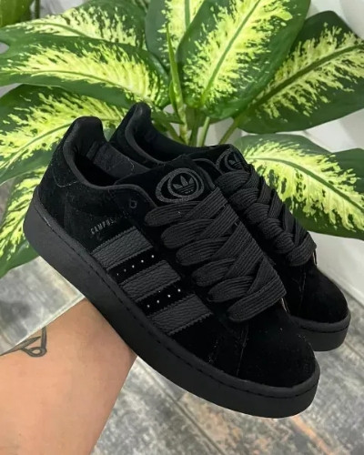 Imagen 1 de Adidas Campus 00s "Total Black"