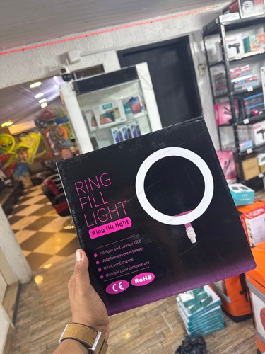 Imagen 1 de Aro de luz de mesa