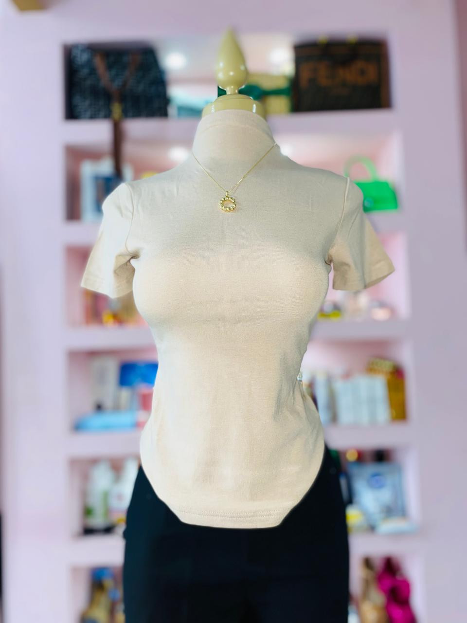 Imagen 1 de Blusa Cuello Tortuga Beige