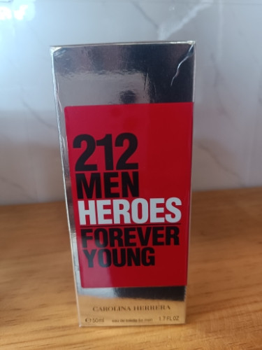 Imagen 1 de 212 heroes men 50ml