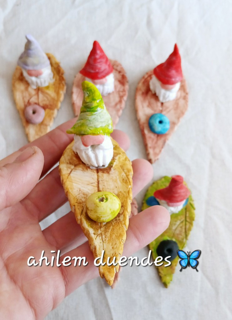 Imagen 1 de Portasahumerios " gnomos" 🦋
