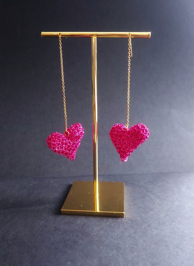 Imagen 1 de Aretes colgante Fucsia