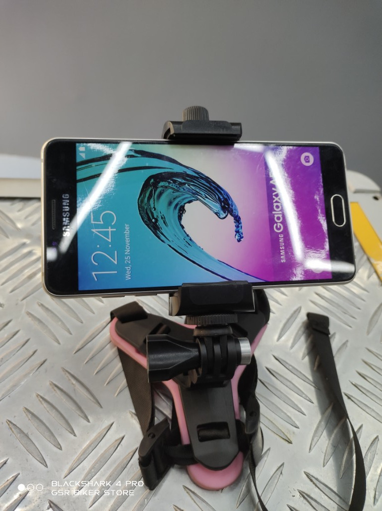 Imagen 1 de Base soporte de celular para casco o arnés