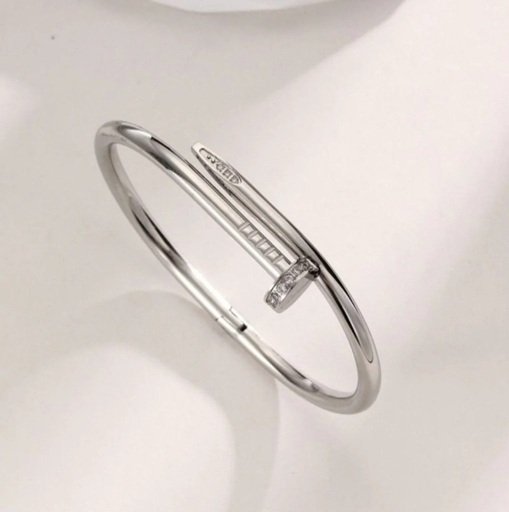 Imagen 1 de Brazalete clavo