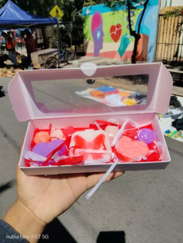 Imagen 1 de Caja con corazones ❤❤❤ 20×10×3