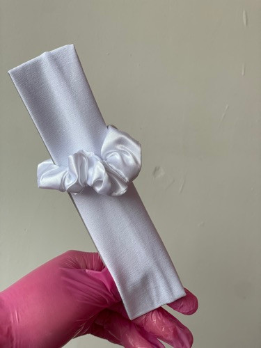 Imagen 1 de Accesorio para cabello blanco