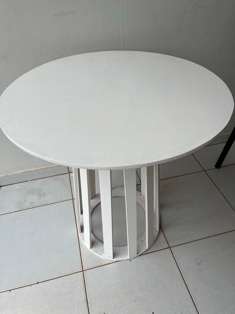 Imagem 1 de Aluguel Mesa (redonda ou retangular)