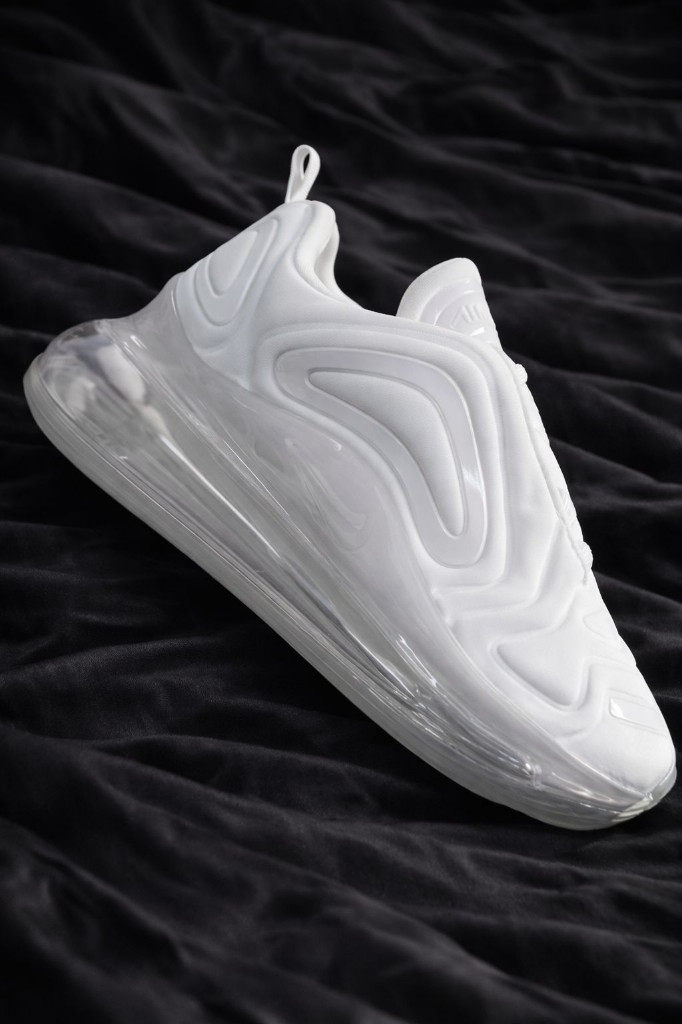 Imagen 1 de 720 blanco.