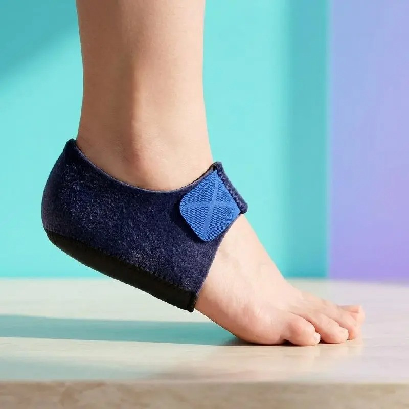 Imagen 1 de ALMOHADILLA TALONERA PROTECTOR PARA HUESOS EN SILICONA COLOR AZUL