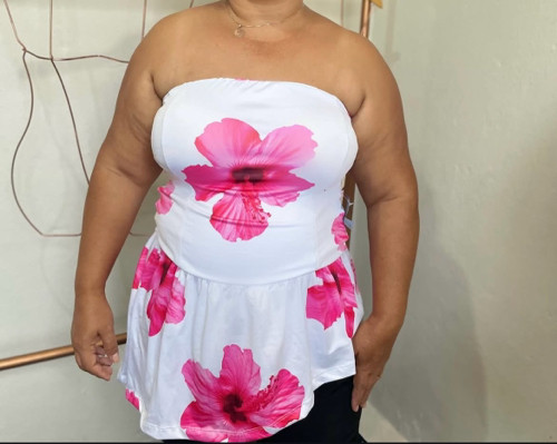 Imagem 1 de Bata Plus Size- Flor Rosa