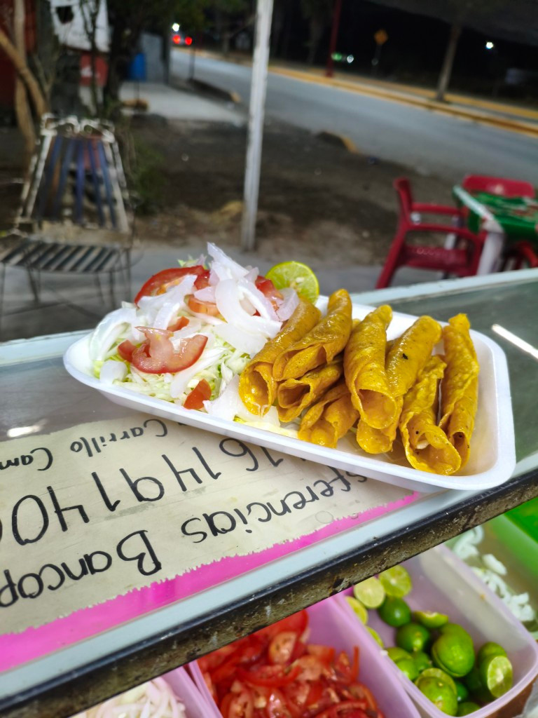 Imagen 1 de TACOS DORADOS