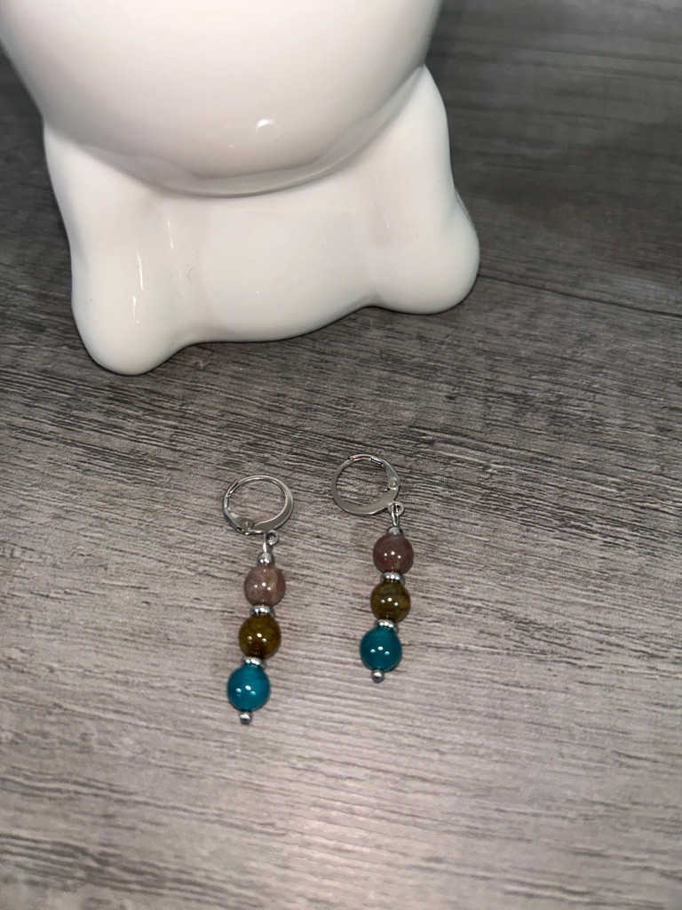 Imagen 1 de 02~ Aretes de color