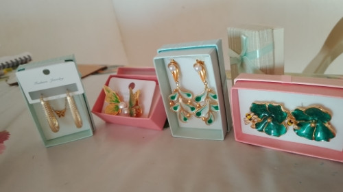 Imagen 1 de Aretes de dama