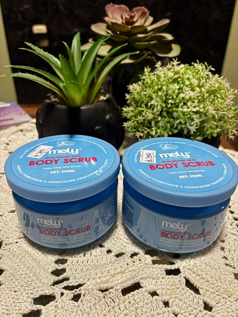 Imagen 1 de Crema exfoliante corporal y de rostro