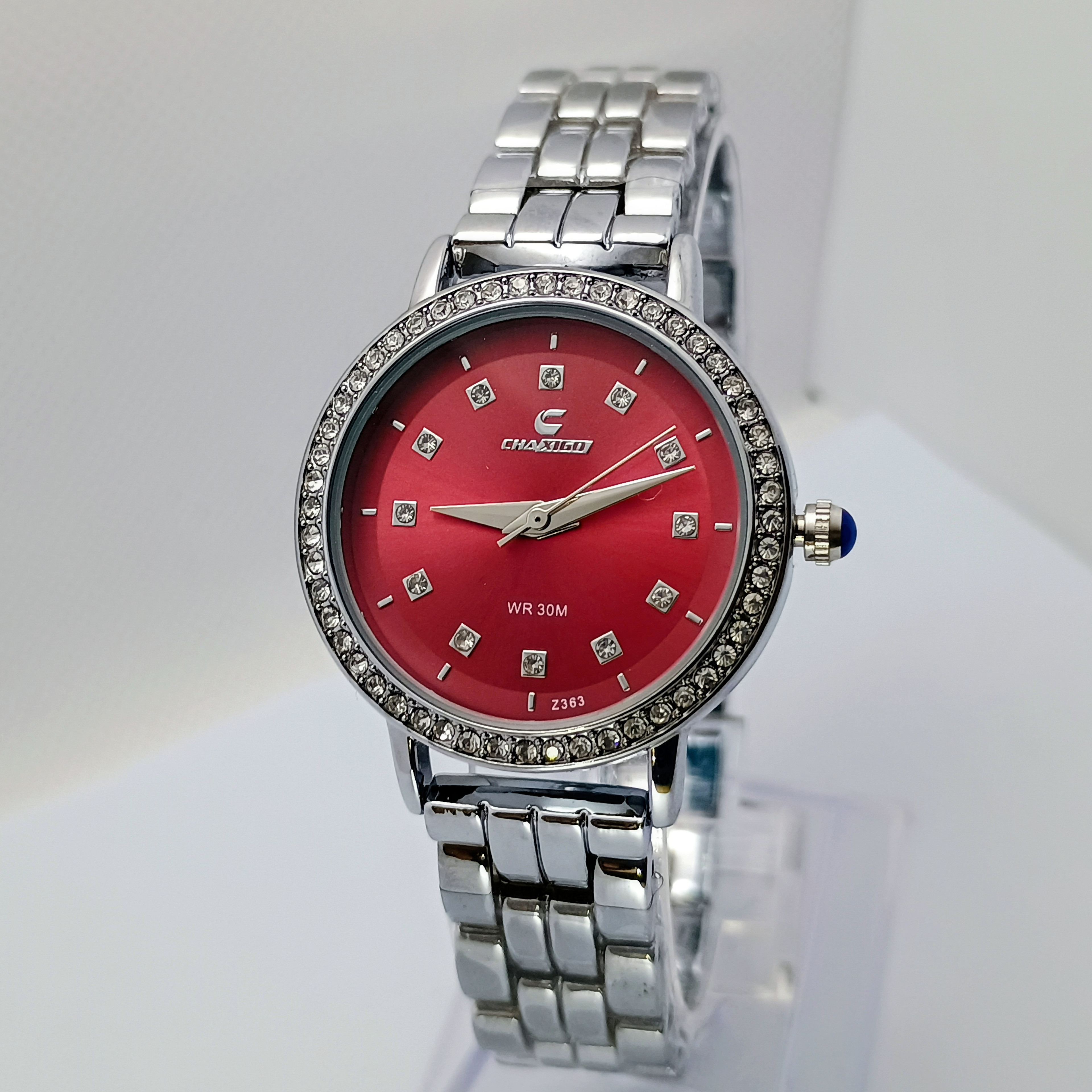 Imagen 1 de Elegante reloj rojo pasión