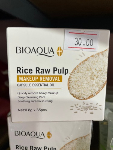 Imagen 1 de Aceite en cápsula removedor de maquillaje