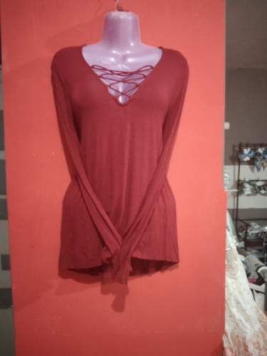 Imagen 1 de *Blusa roja talla m