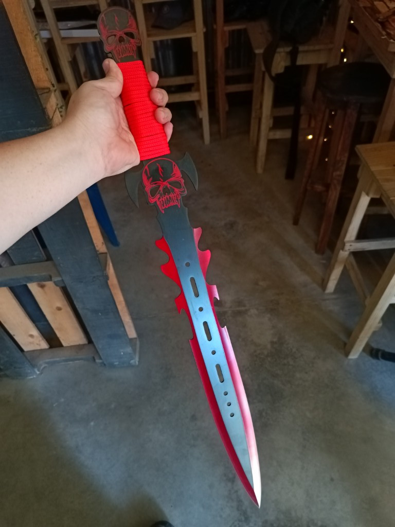 Imagen 1 de Espada Modelo Calavera Fantasia (Real)