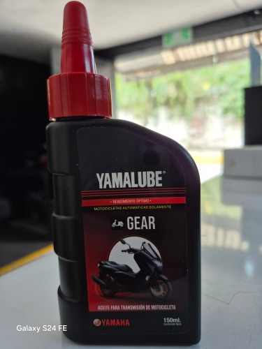Imagen 1 de Aceite de transmision YAMALUBE 140 ml