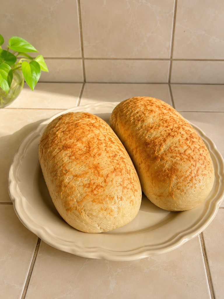 Imagen 1 de Pan relleno con queso paria y finas hierbas 850 gr