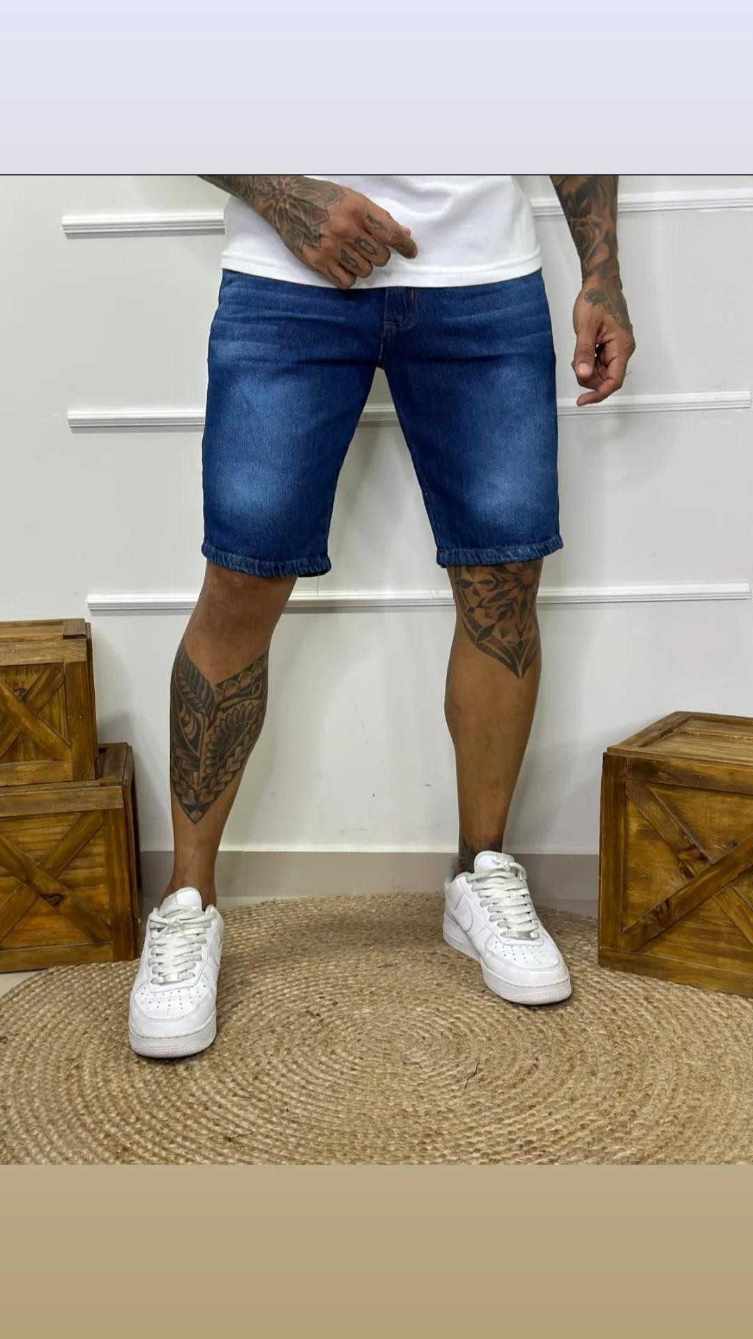 Imagem 1 de Bermuda Jeans Masculina Com/Lycra