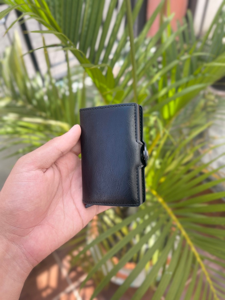 Imagen 1 de Billetera con protección RFID