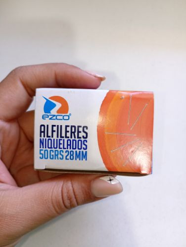 Imagen 1 de Alfileres niquelados