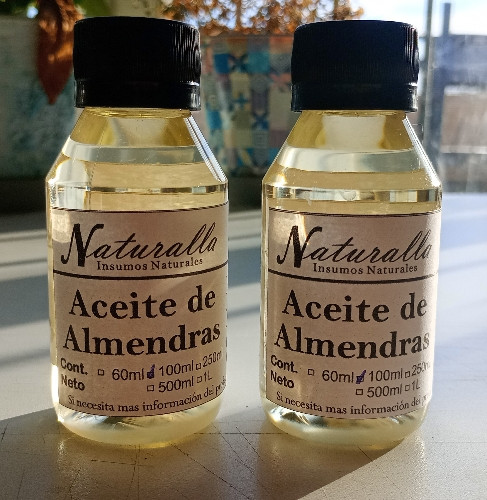 Imagen 1 de .Aceite de almendra prensado en frío x 100 ML