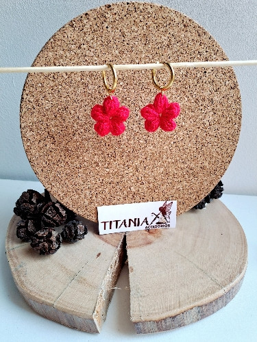 Imagen 1 de Aretes Candonga Flor Roja
