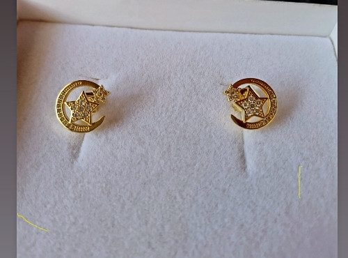 Imagen 1 de Aretes Elegantes - Estrella y Luna - Baño de Oro