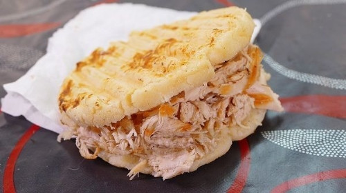 Imagen 1 de AREPAS DE POLLO