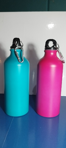 Imagen 1 de Botella agua cambio de color con el frio