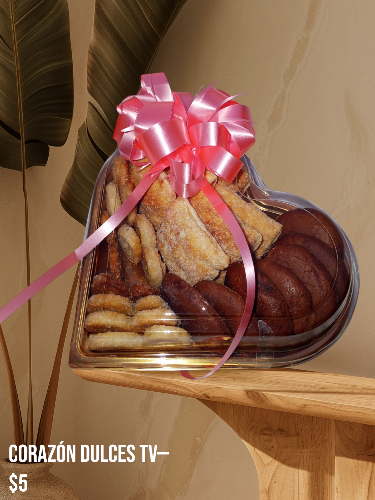 Imagen 1 de BANDEJA DE DULCES TRADICIONALES