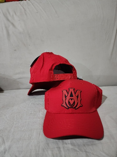 Imagen 1 de Gorra curva roja Amiri