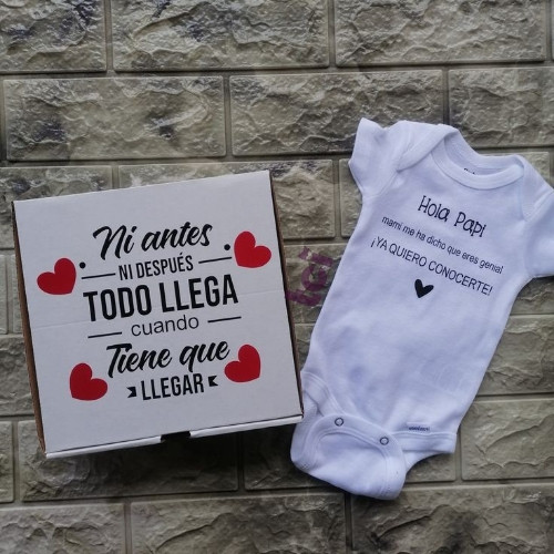 Imagen 1 de Body bebe  más caja personalizada
